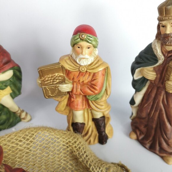 Vintage Ceramic Nativity Scene Christmas Danson Decor 11 Pieces Hand Painted - Picture 10 of 14